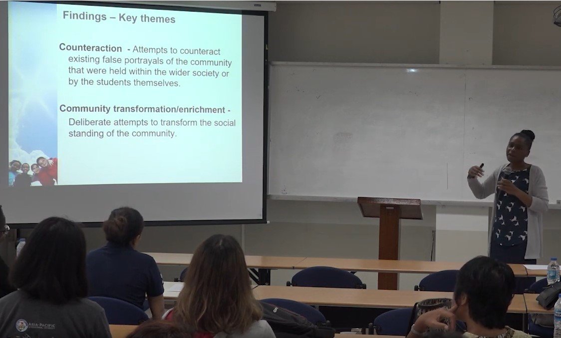 The Construction and Reconstruction of Identities within the Supplementary School Context