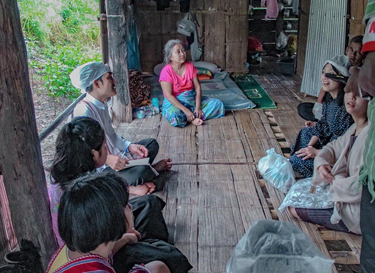 Bong Ti Community Outreach and Service