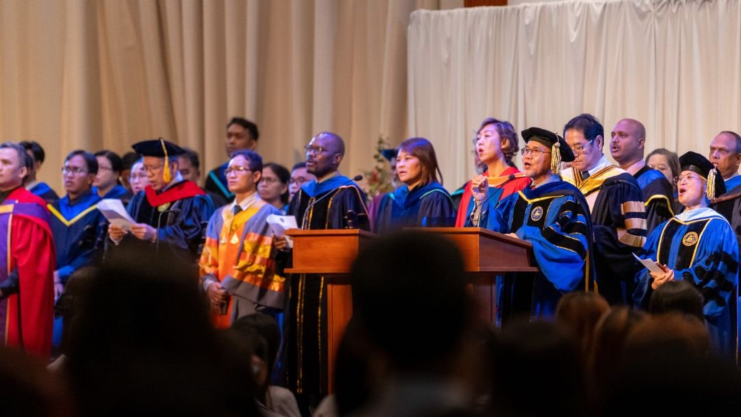 Convocation Chapel graduates-header