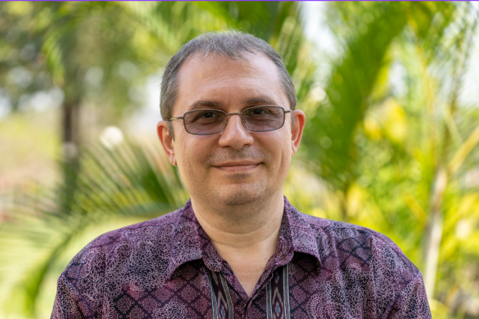 Mr. Stanislav Kostadinov Kirilov (10)