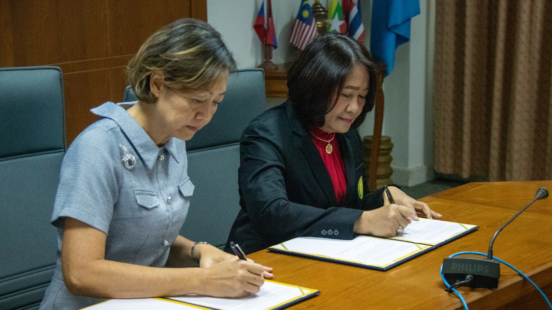AIU Signs Memorandum of Understanding with Muak Lek Wittaya School 2024