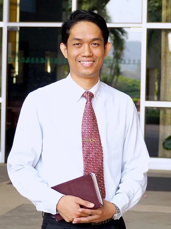 คุณอนุพงษ์ วงษ์จิราโชค