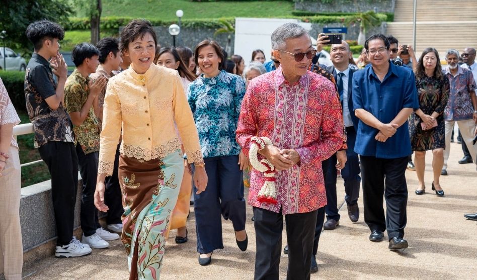 Indonesian Ambassador HE Rachmat Budiman’s Visit to AIU Highlights Student Engagement and Collaboration